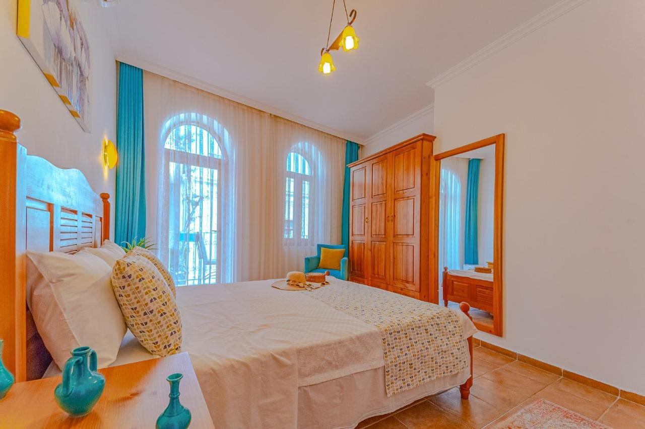 Turkuaz Kalkan