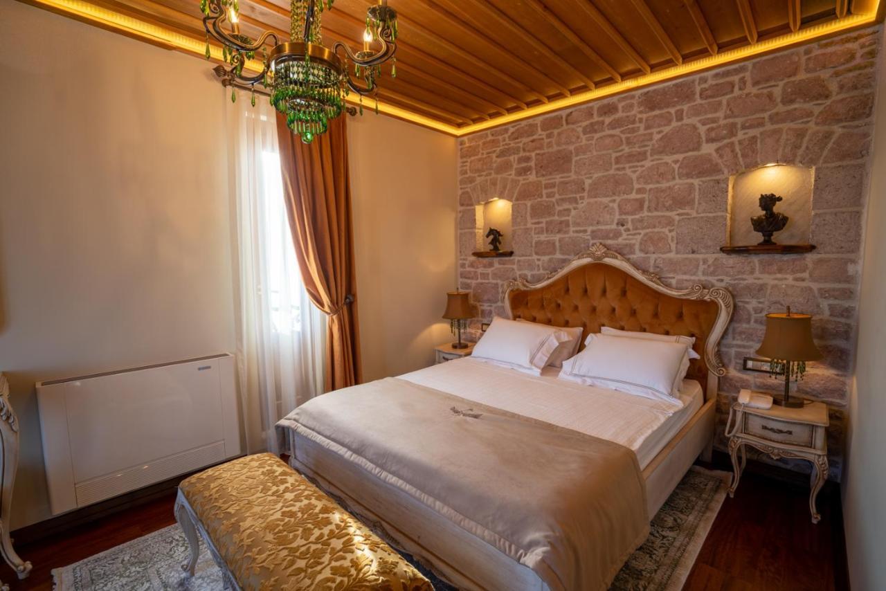 Hotel Cunda Baradiel