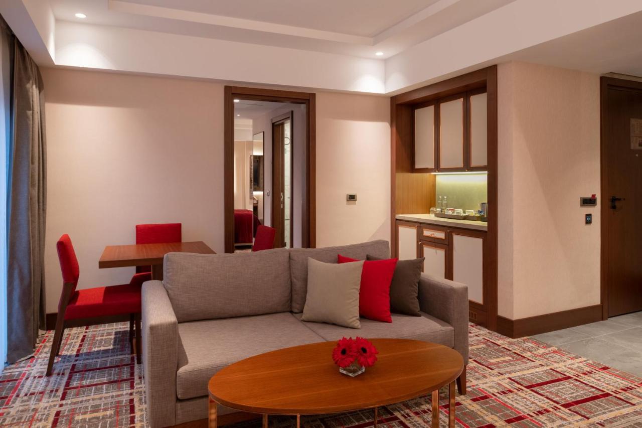 Hotel Moevenpick Airport