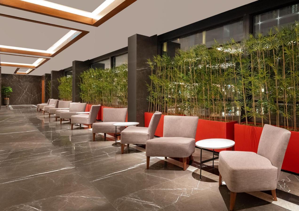 Hotel Moevenpick Airport