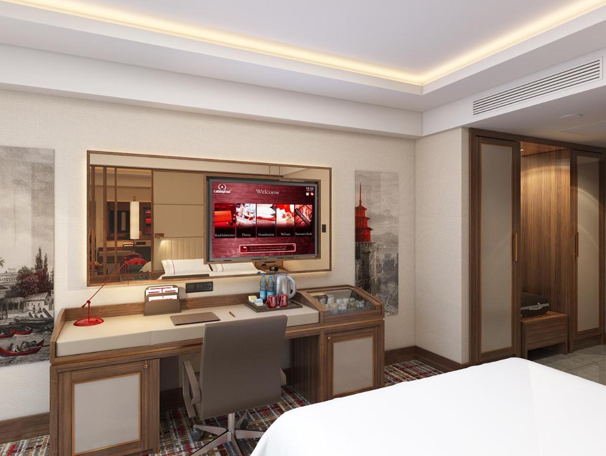Hotel Moevenpick Airport 5*