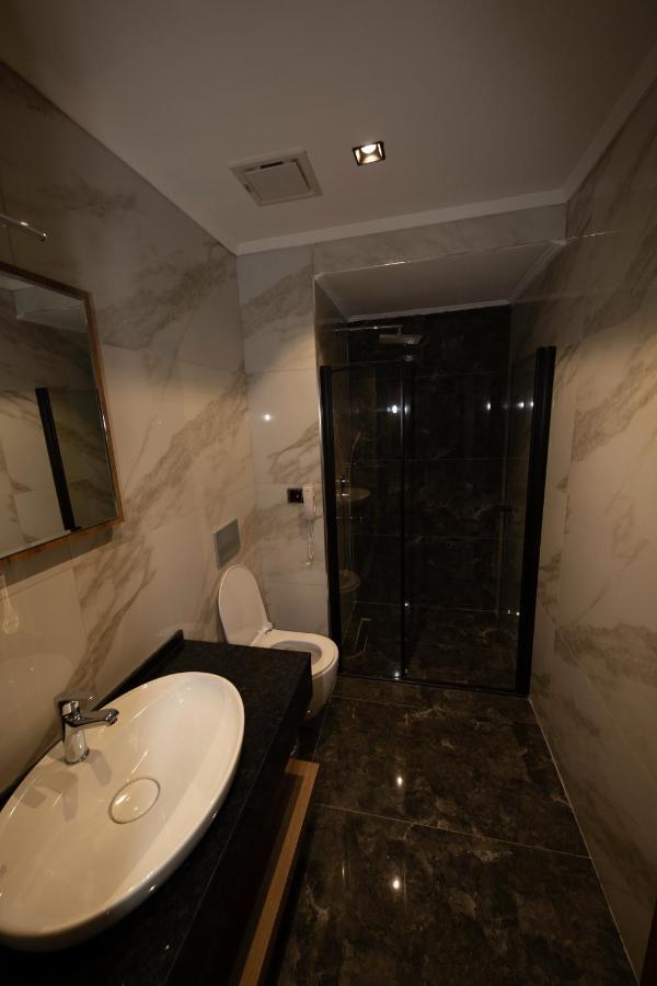 Hotel Mayben Uzungoel Caykara