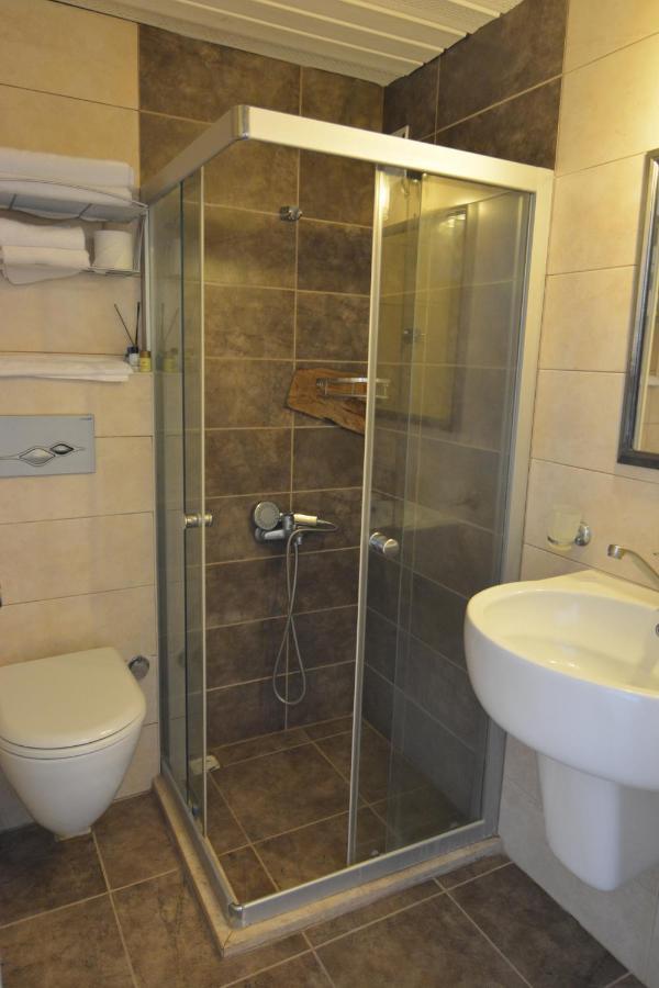 Homestay Parva Port