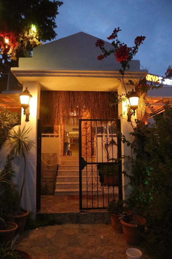Homestay Parva Port