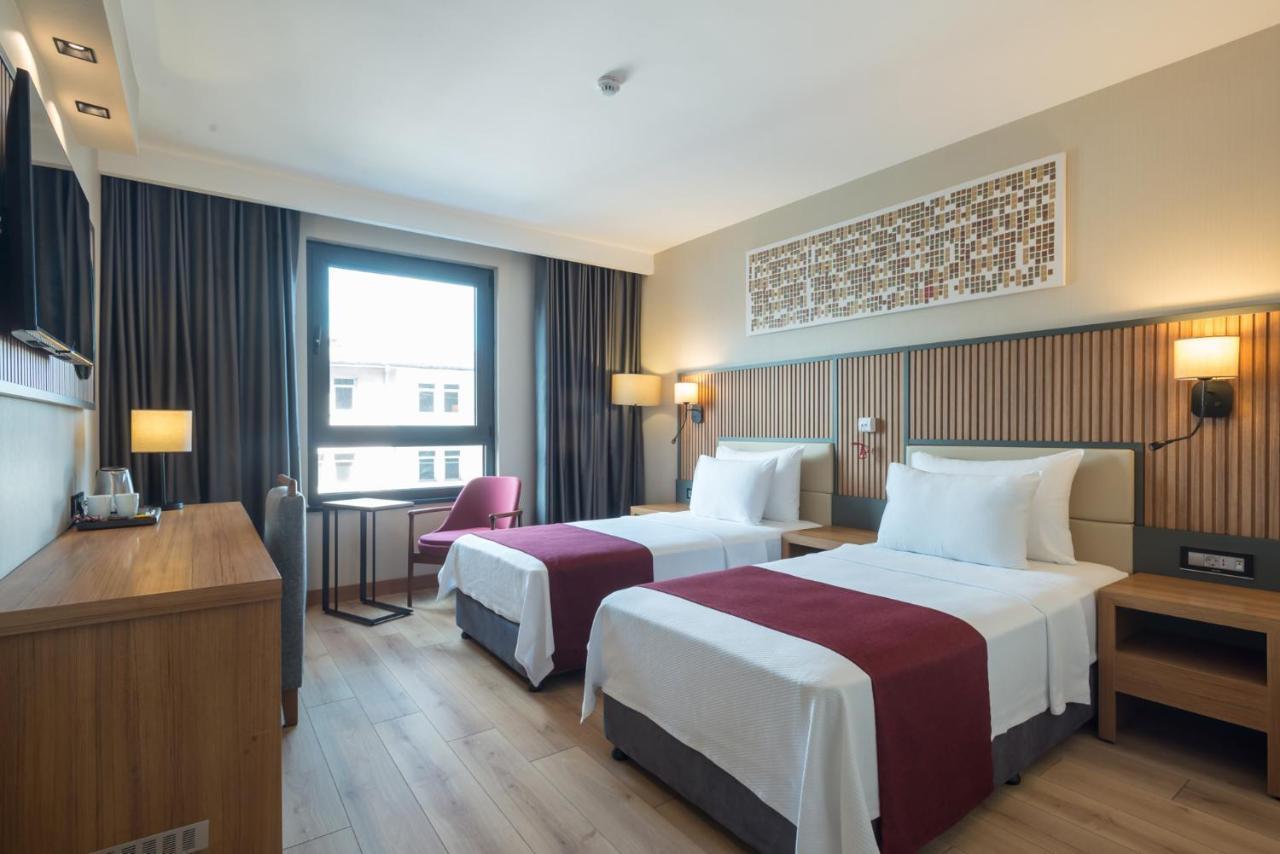 Ramada Plaza By Wyndham