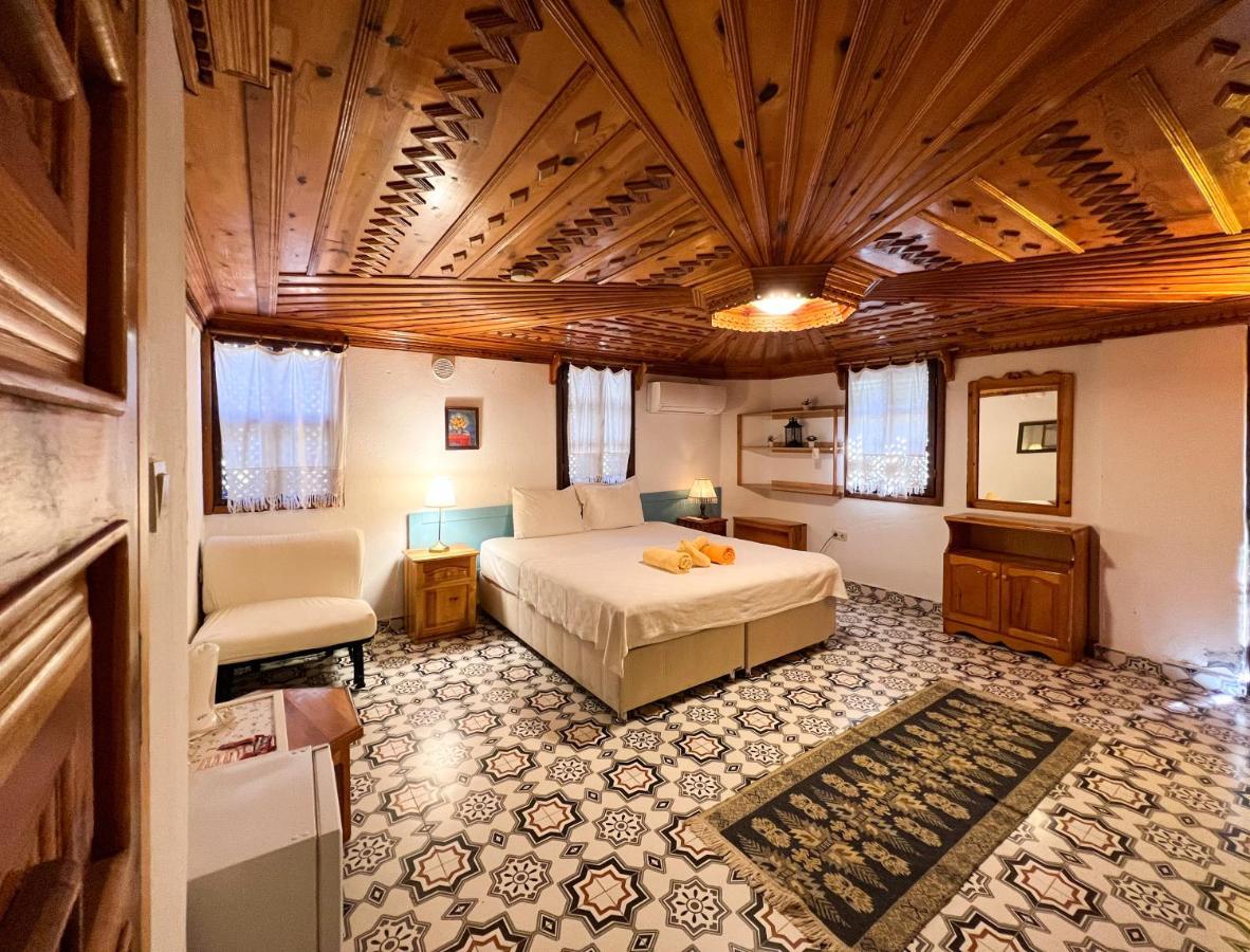 Apartment Liya Boutique & *