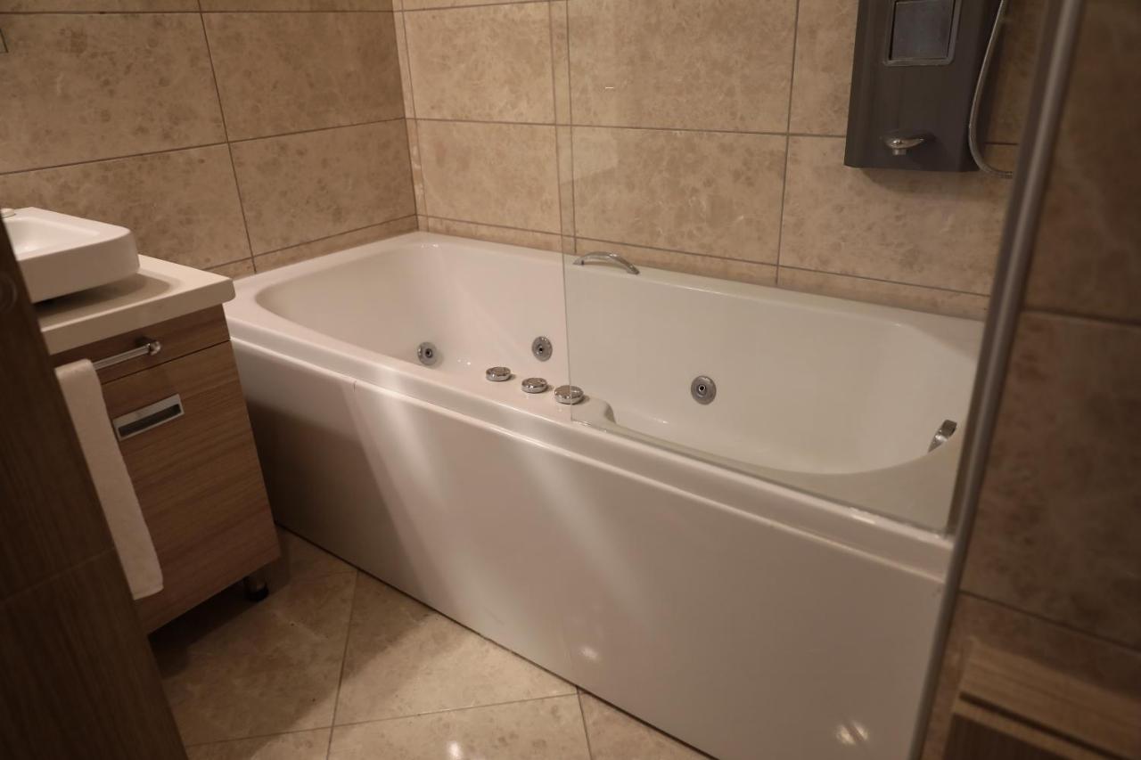 Hotel Ramada By Wyndham Istanbul