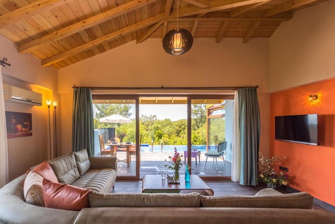 My Heart Sauna And Indoor Heated Pool Villa