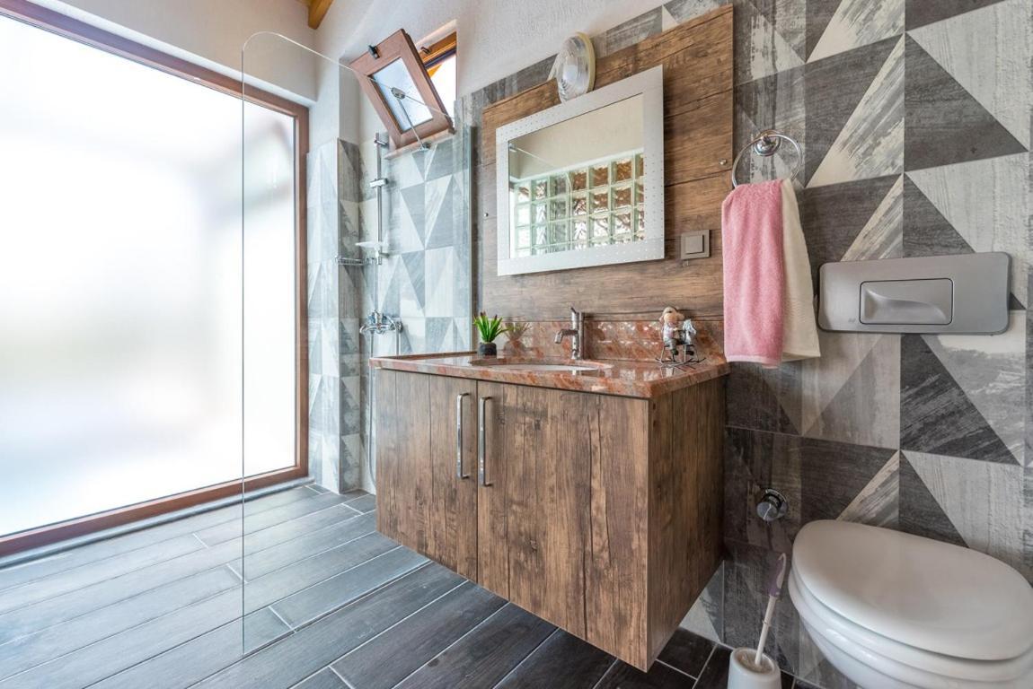 My Heart Sauna And Indoor Heated Pool Villa *