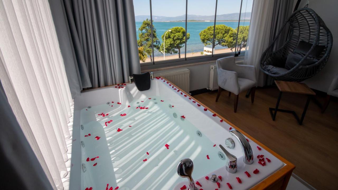 Life Hotel