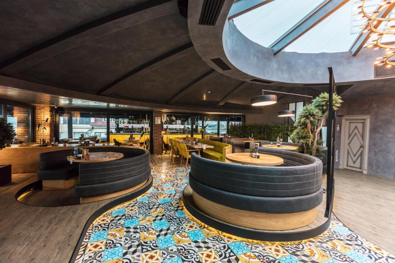 Sinema Hotel 3*