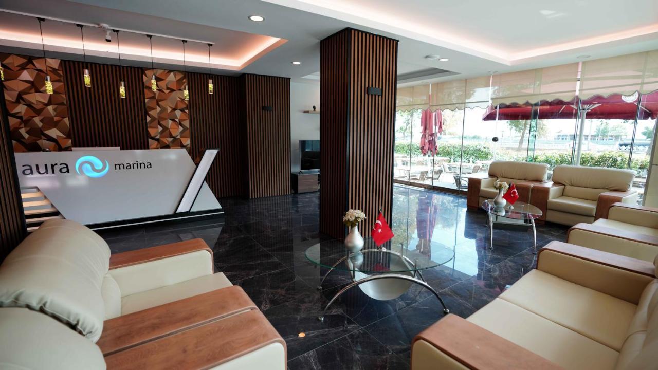 Aura Marina Hotel *