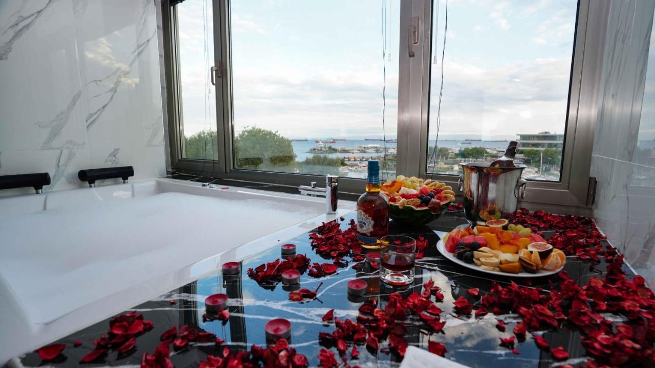 Aura Marina * Istanbul