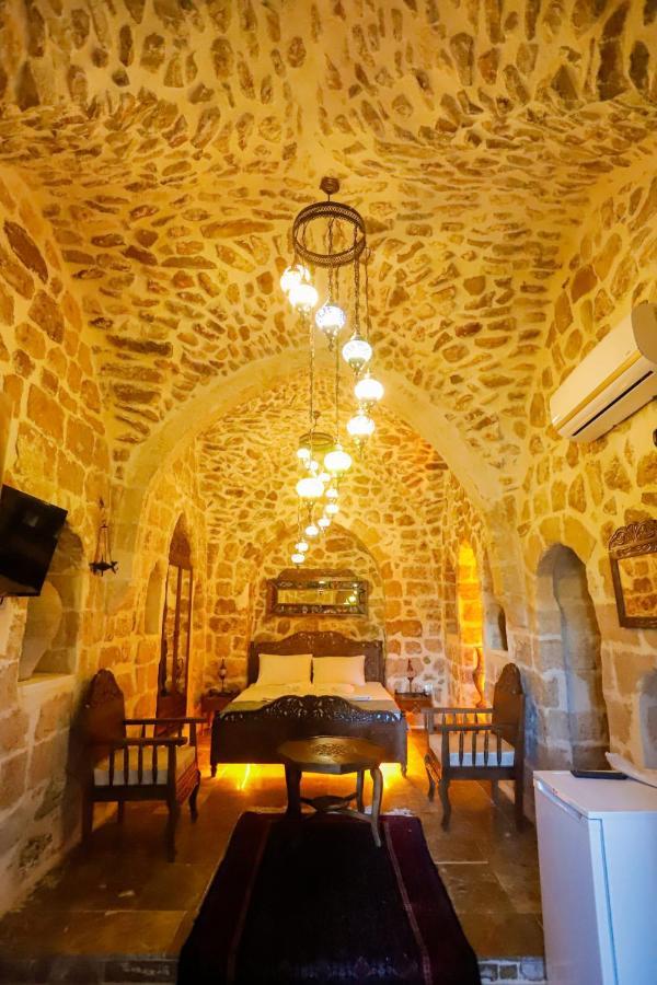Kasr-i Reyyan Hotel *