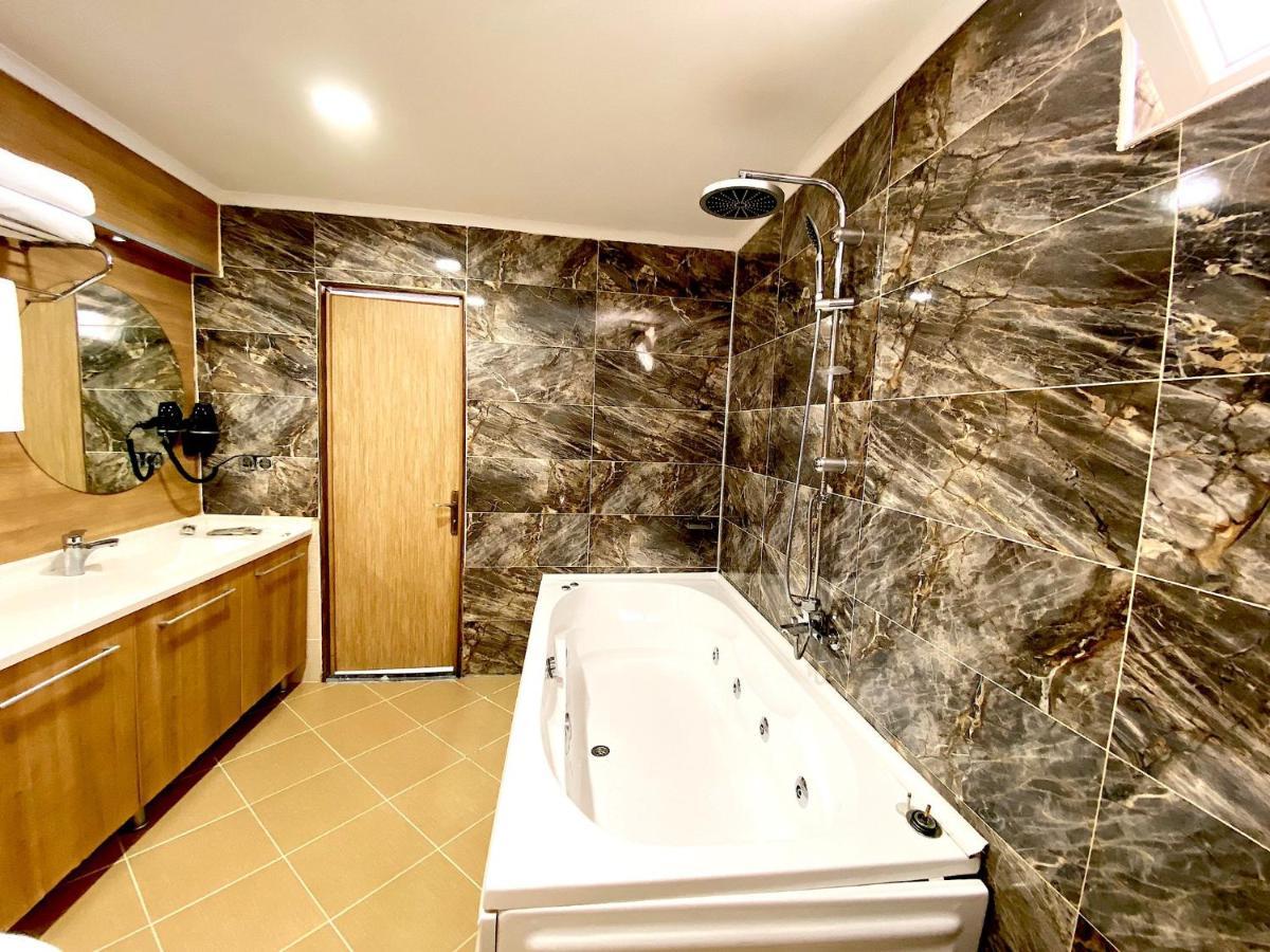 New 3* Samsun