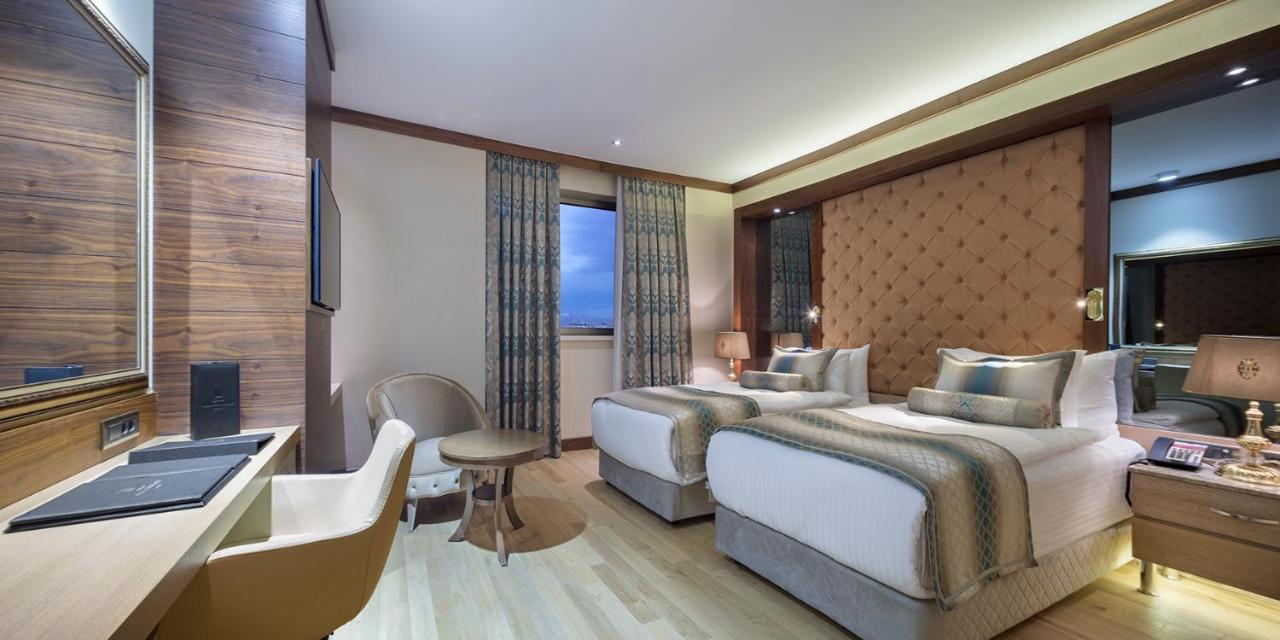 Hotel Grand Millennium