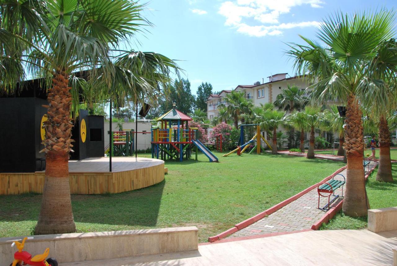 Castle Park 4*