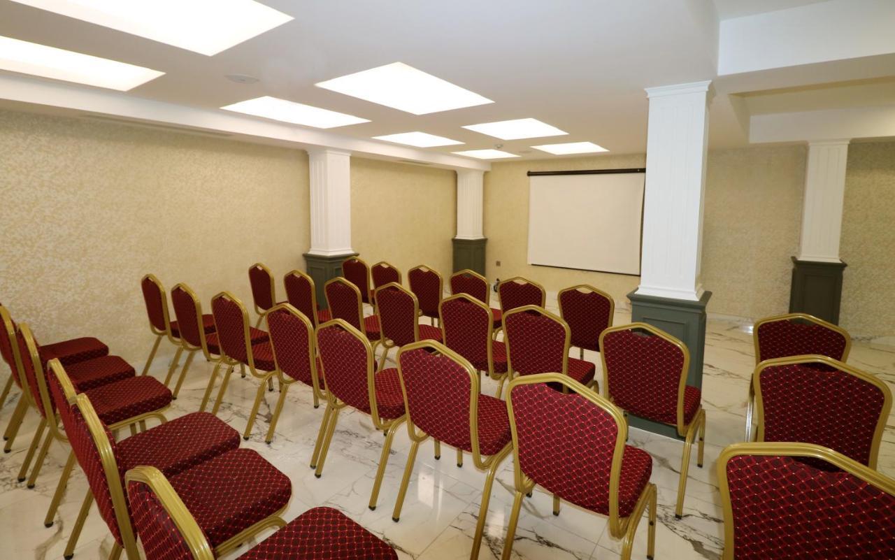 Bayrak Grand Hotel 4*