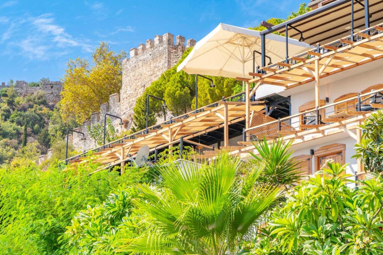 Castle Boutique Hotel