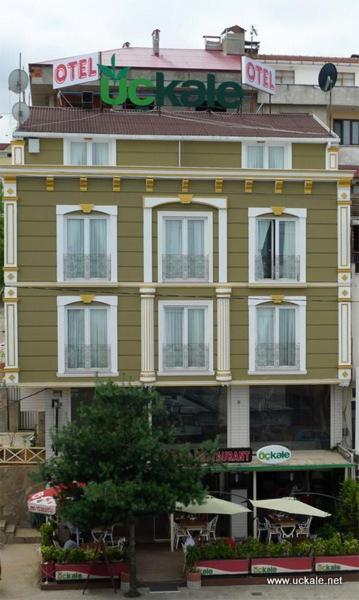 Ueckale Restaurant Hotel 3*