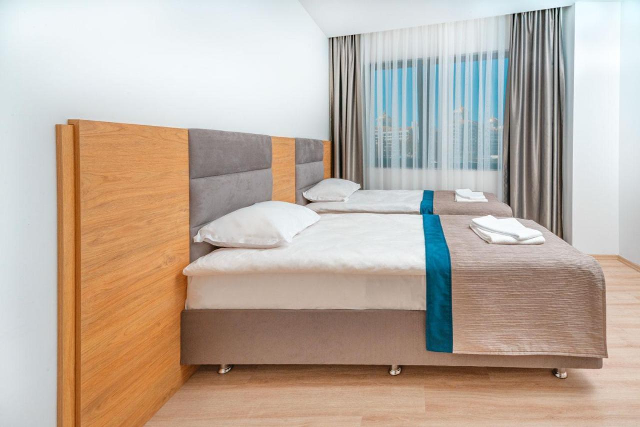 Aparthotel New Safir *