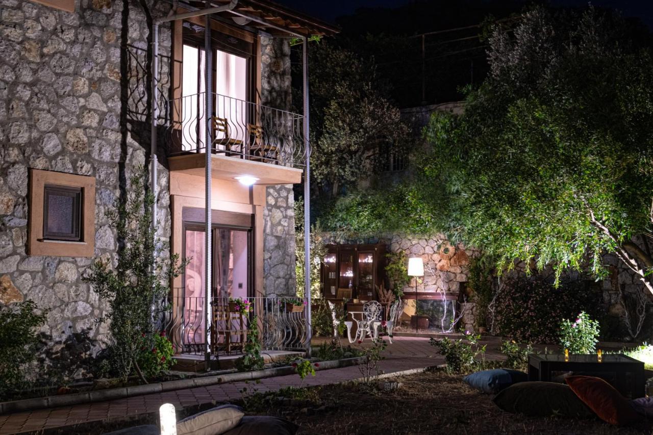 Casa Di Pietra *