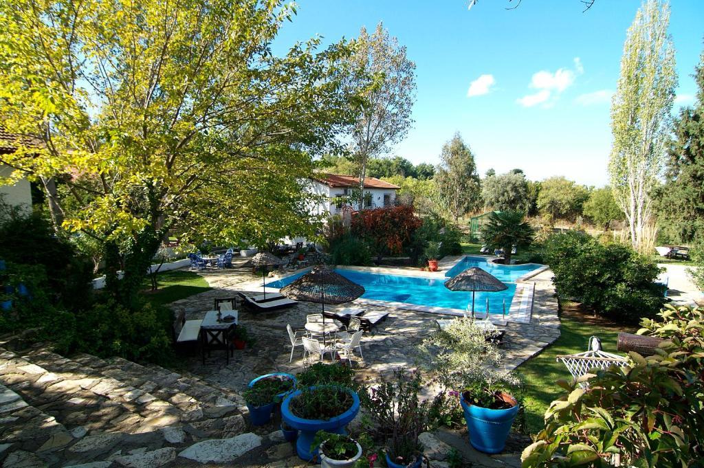 Guest house Bakkhos 3*