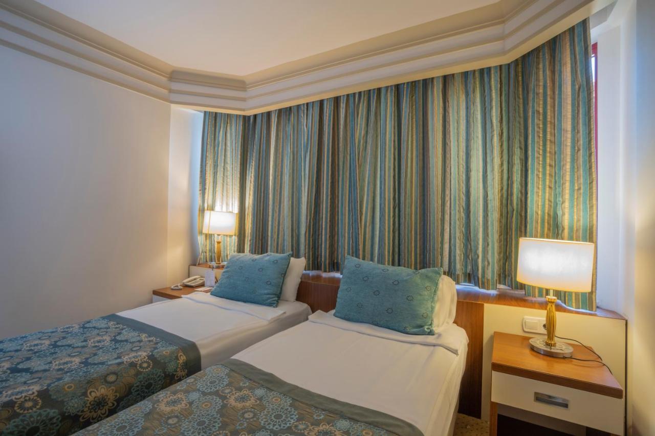 Villa Side Hotel