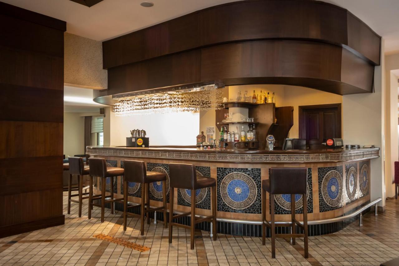 Villa Side Hotel 4*