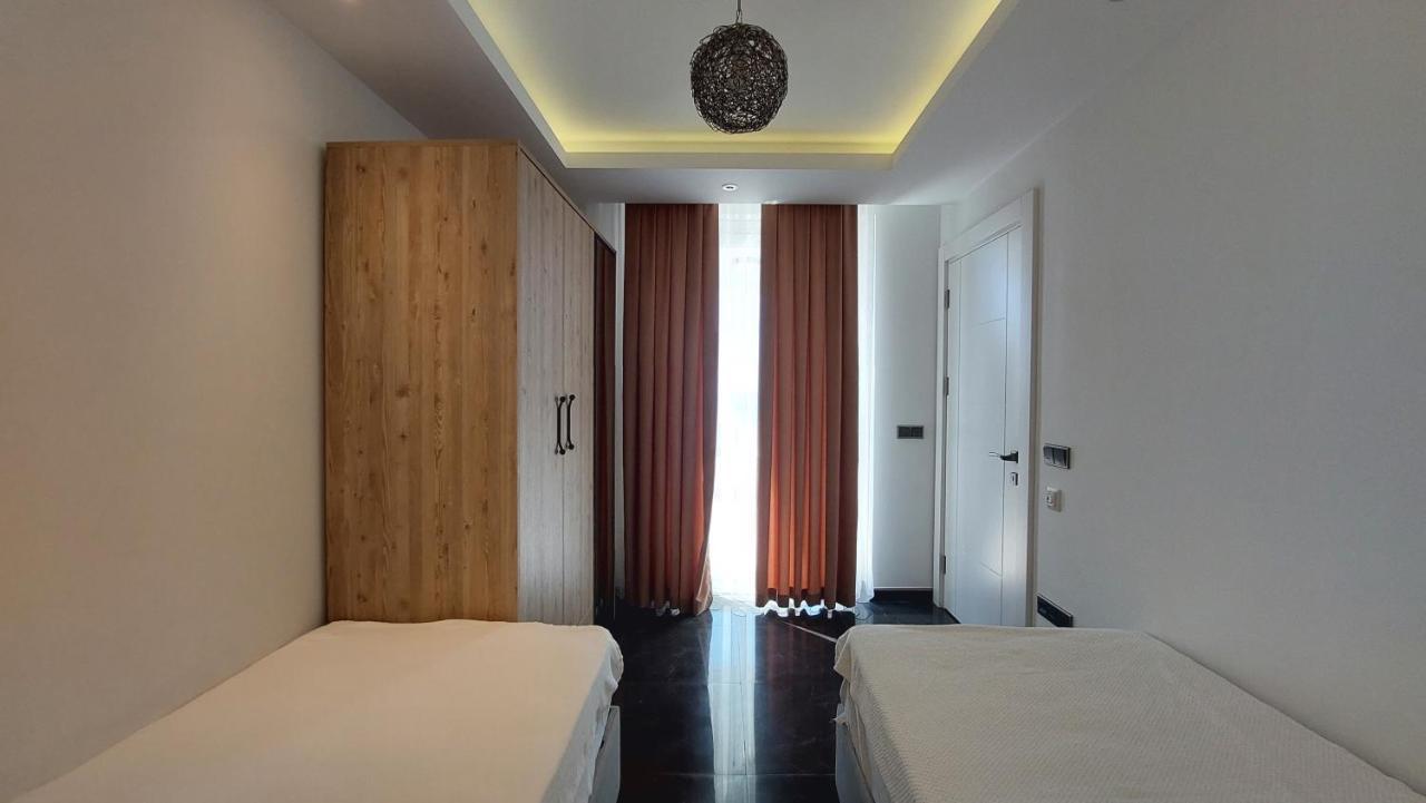 Elite Admiral Premium Residences Apartment *