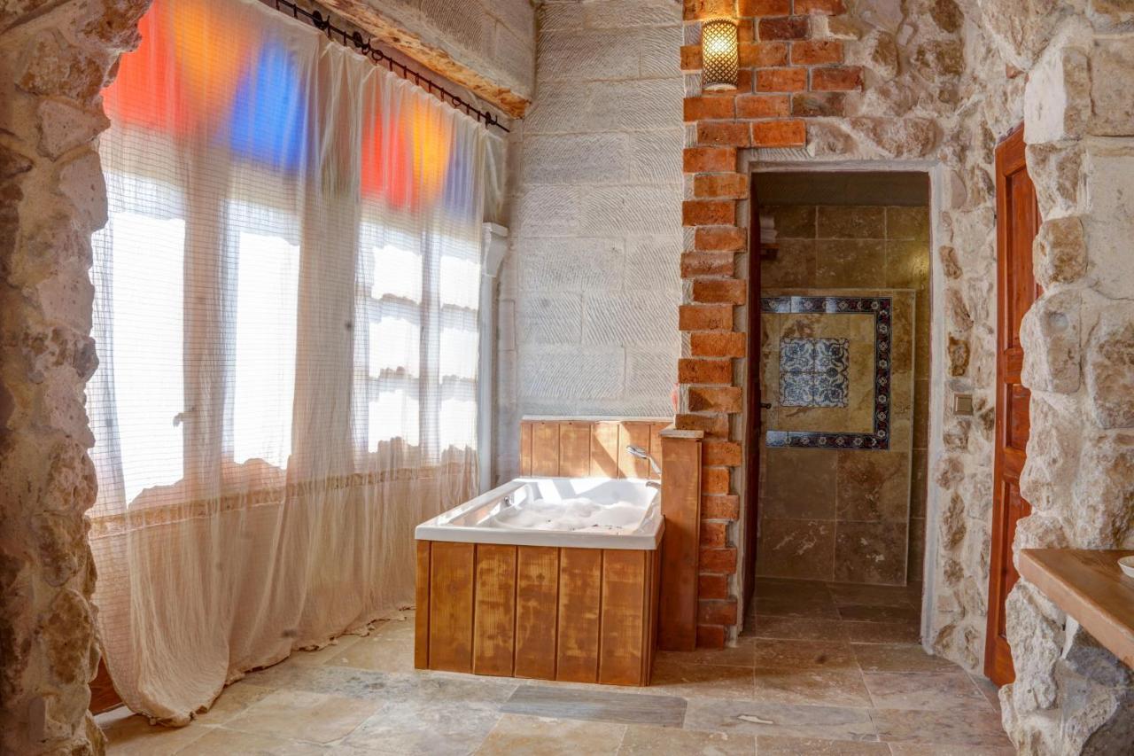 Nar I Ask Cave Hotel