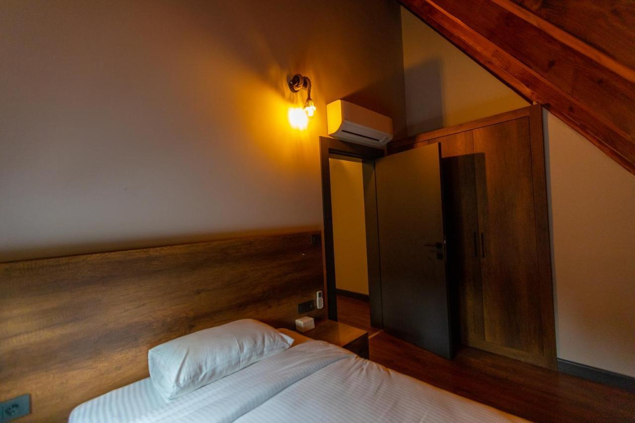 Hotel Santana