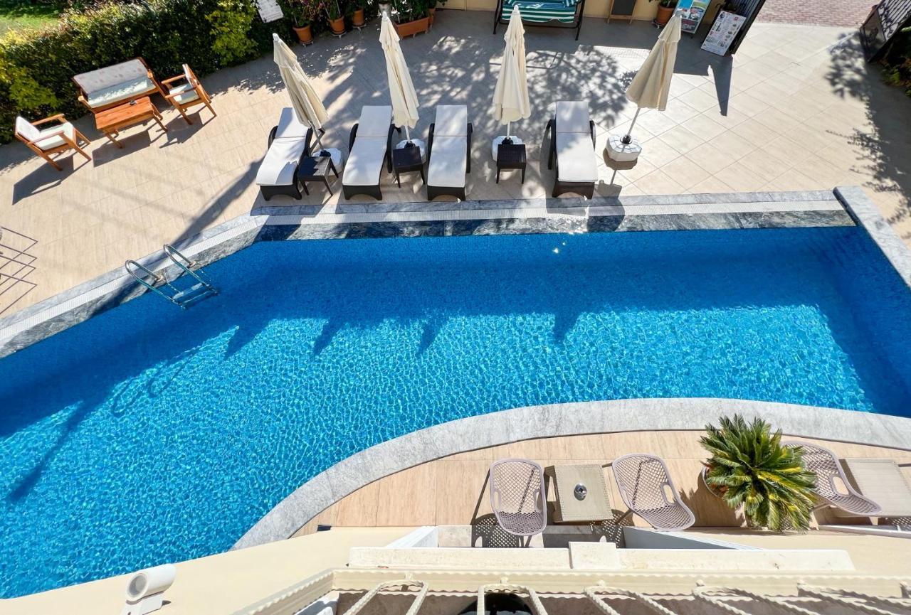 Hotel Dna (adults Only)