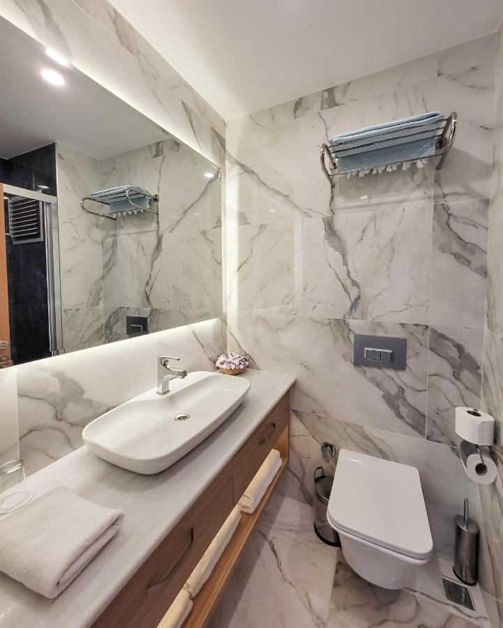 Dna (adults Only) Dalyan