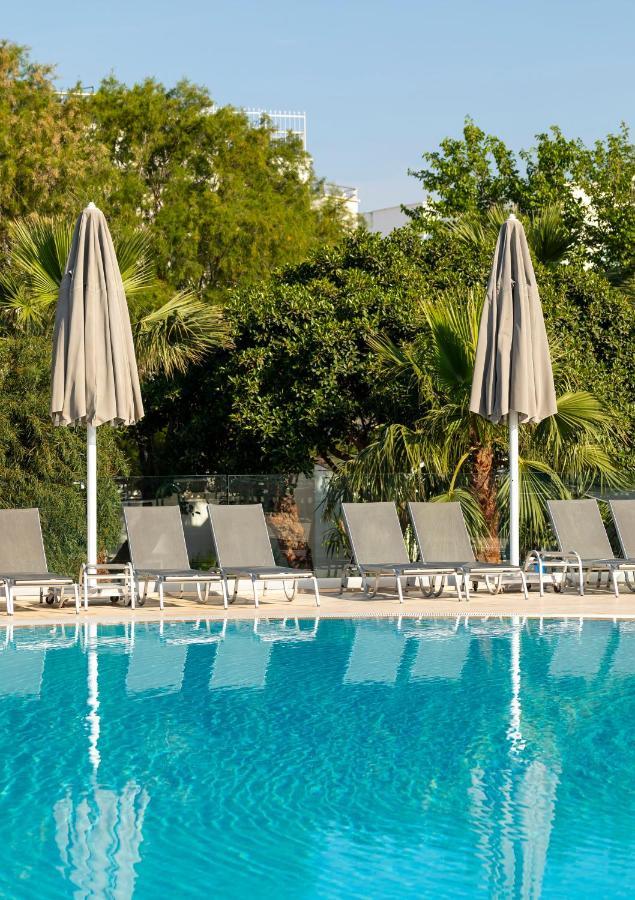 Charm Hotel 4*