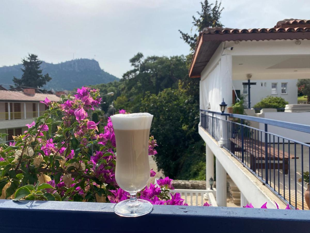 Naturella Aparthotel 3*