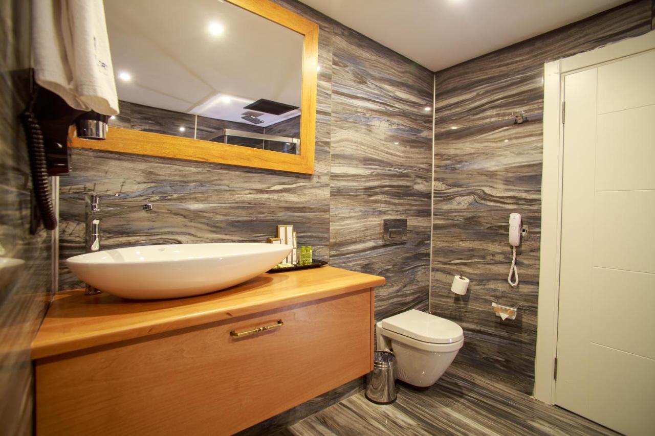 Mitte Port Hotel 4*