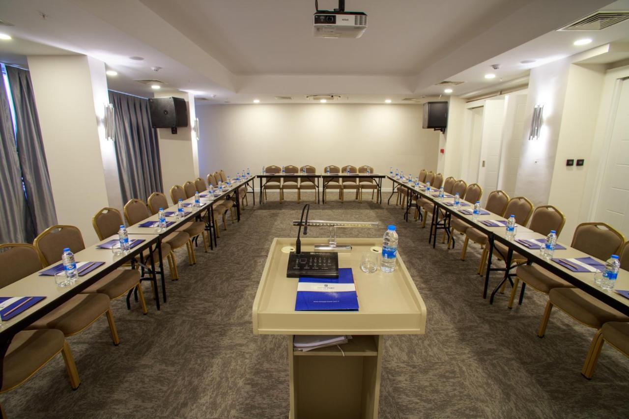 Mitte Port Hotel 4*