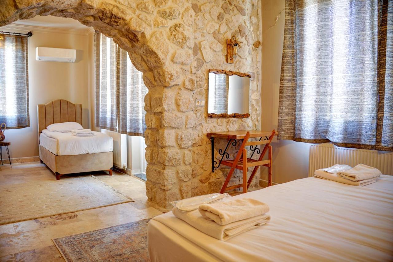 Ala Stone House Hotel