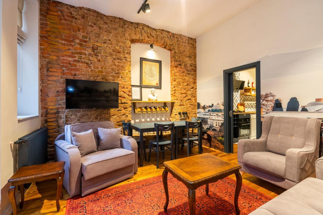Ganbaru Tours - Private Triplex&duplex Apartment *