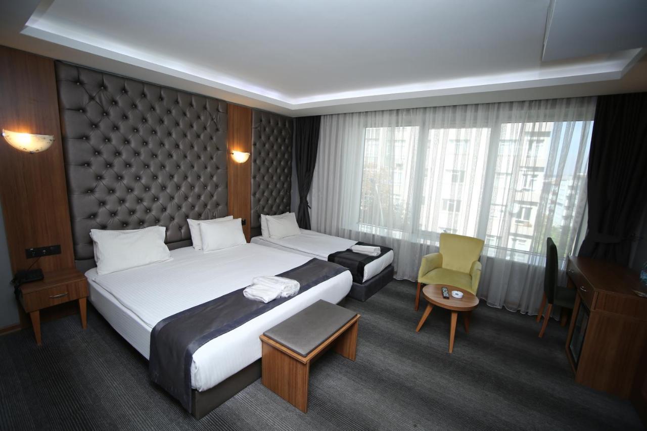 Grand Silay