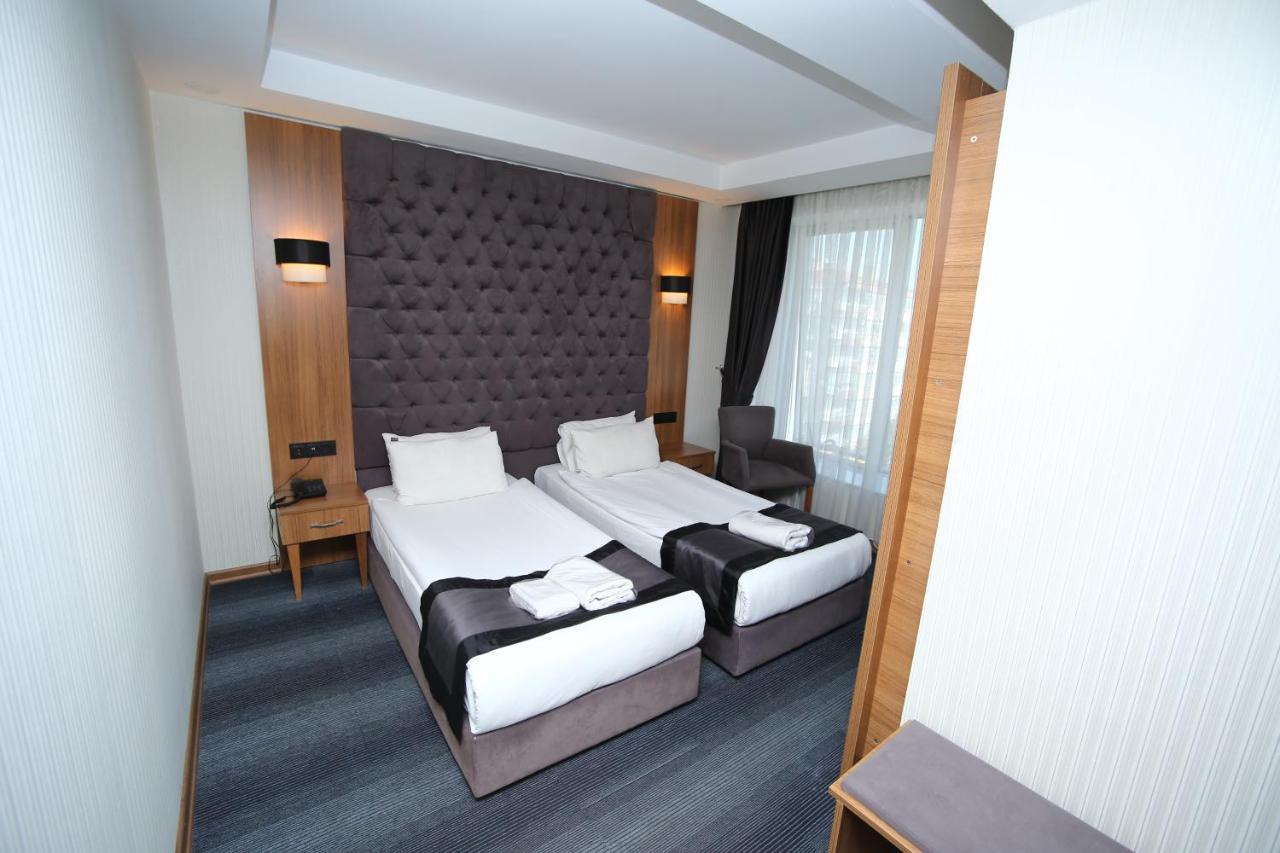 Grand Silay