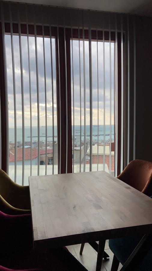 Ak Apartment