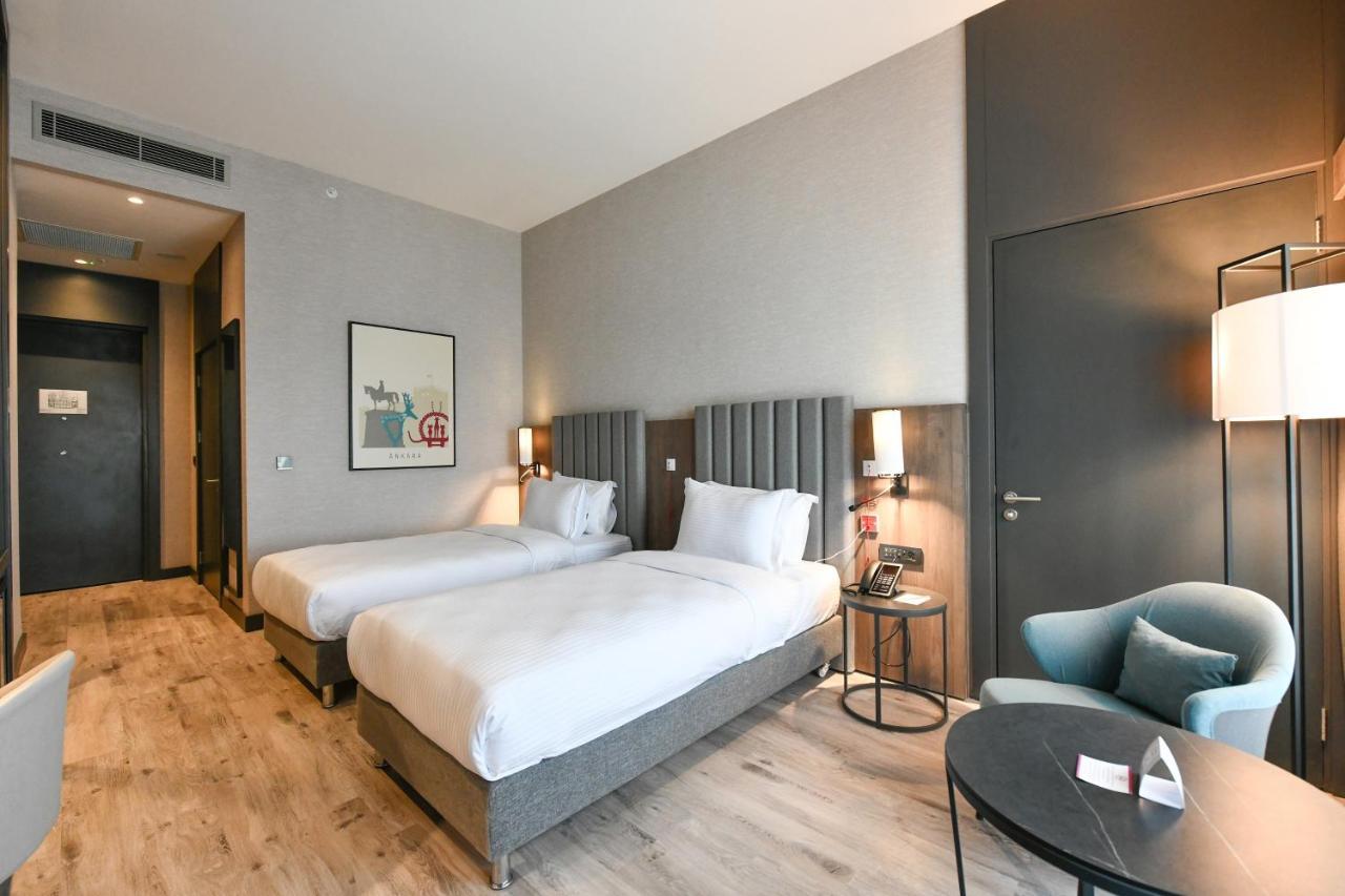 Crowne Plaza By Ihg Hotel 5*