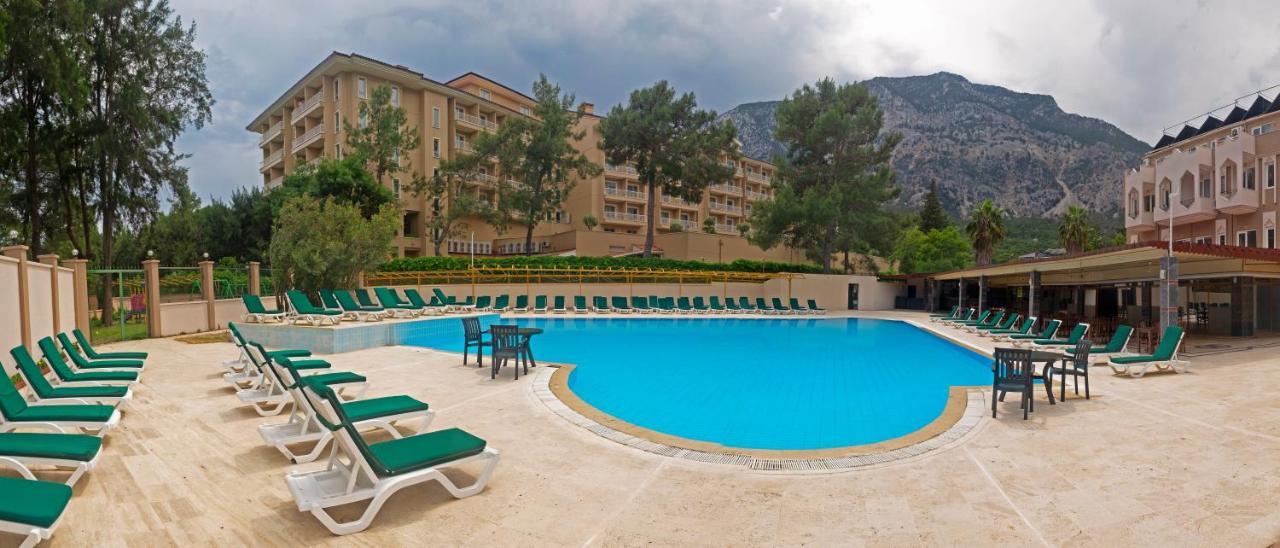 Alexius Hotel 4*