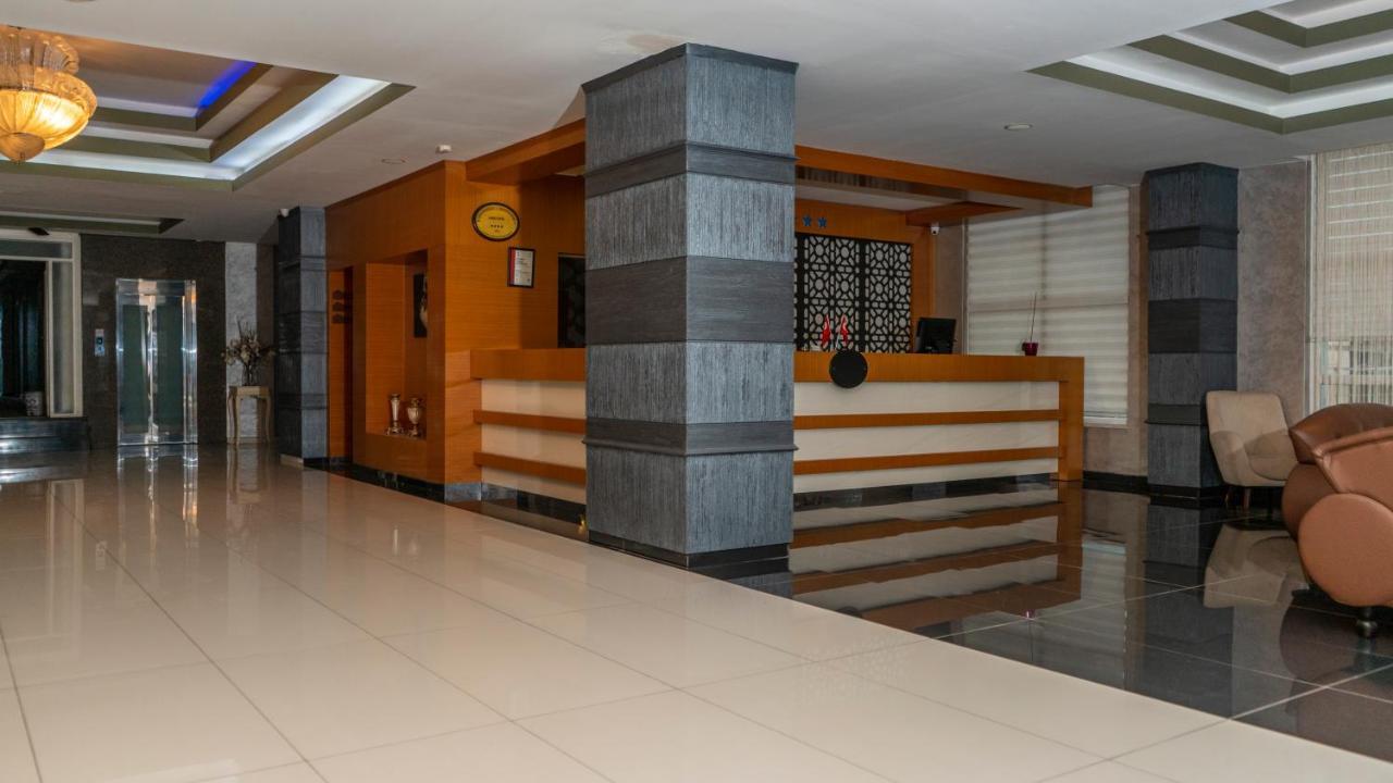Mox Wellness & Hotel 4*