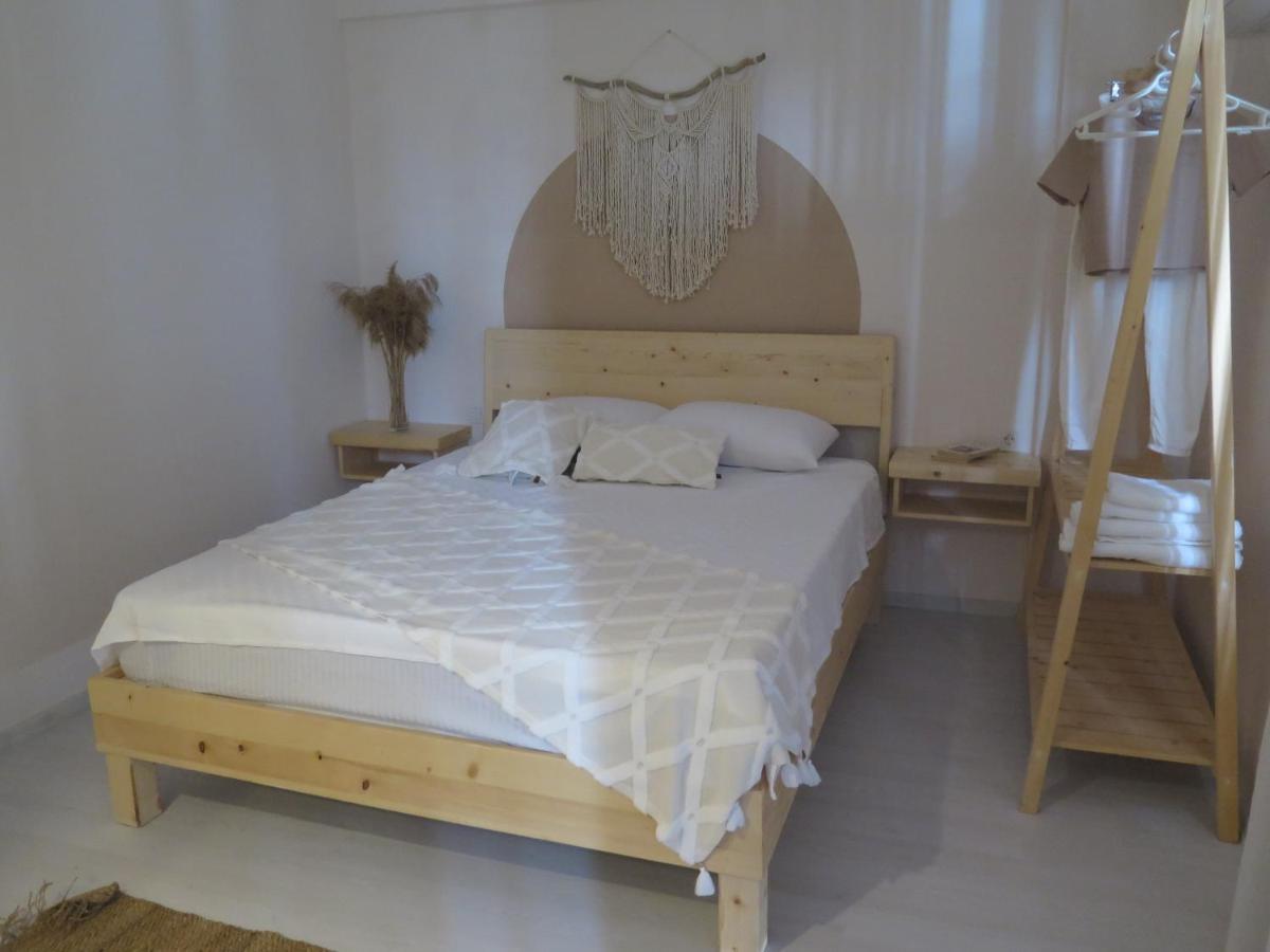 Santa Suites- Near Saint Nicholas Church