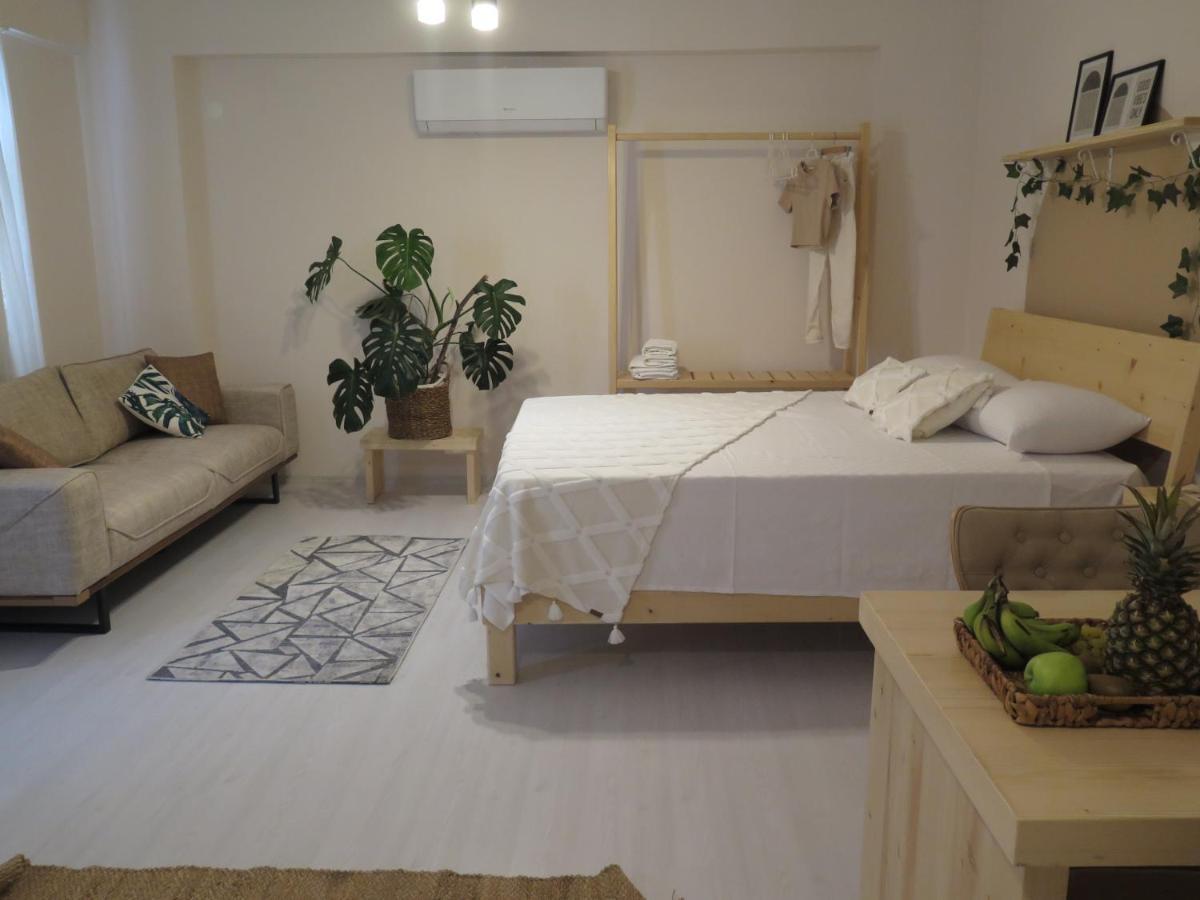 Santa Suites- Near Saint Nicholas Church *