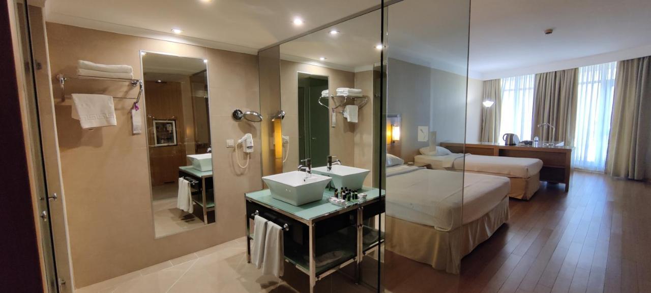 Hotel Anemon Grand
