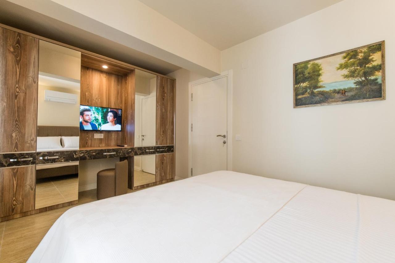 Aparthotel Kalamaki Flats *